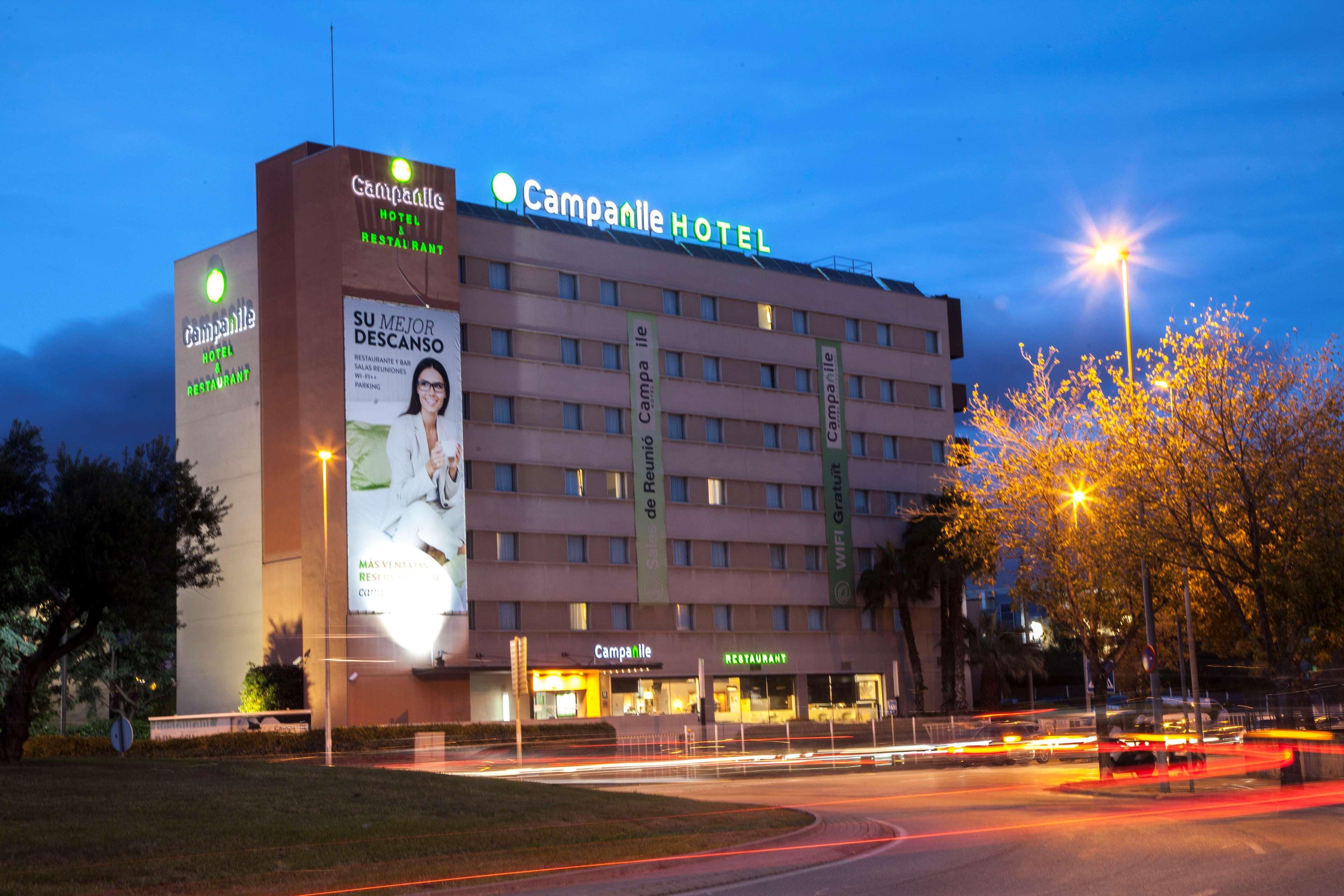 Travelodge Bcn Cornella Fira Cornella de Llobregat Bagian luar foto
