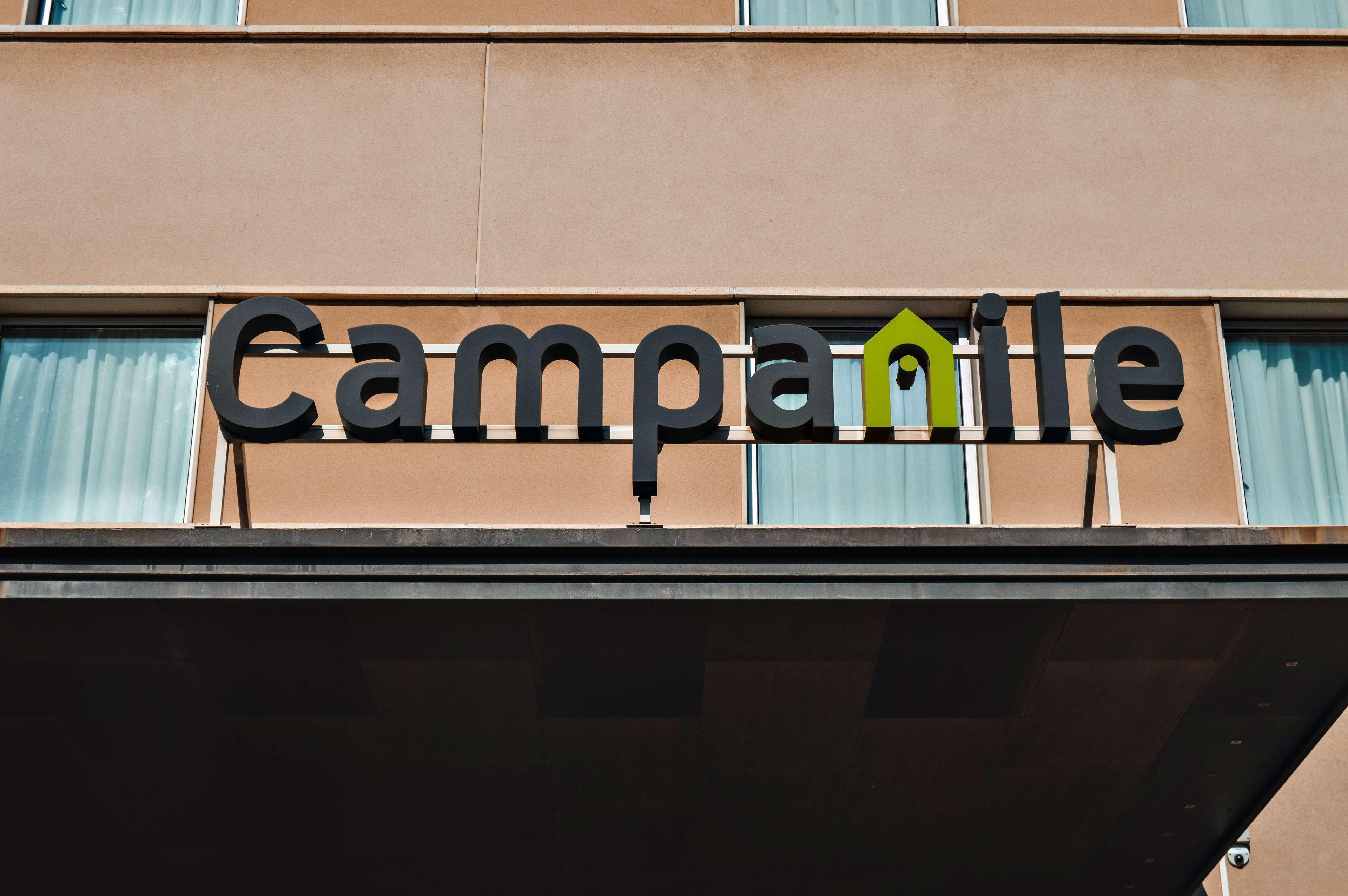 Travelodge Bcn Cornella Fira Cornella de Llobregat Bagian luar foto
