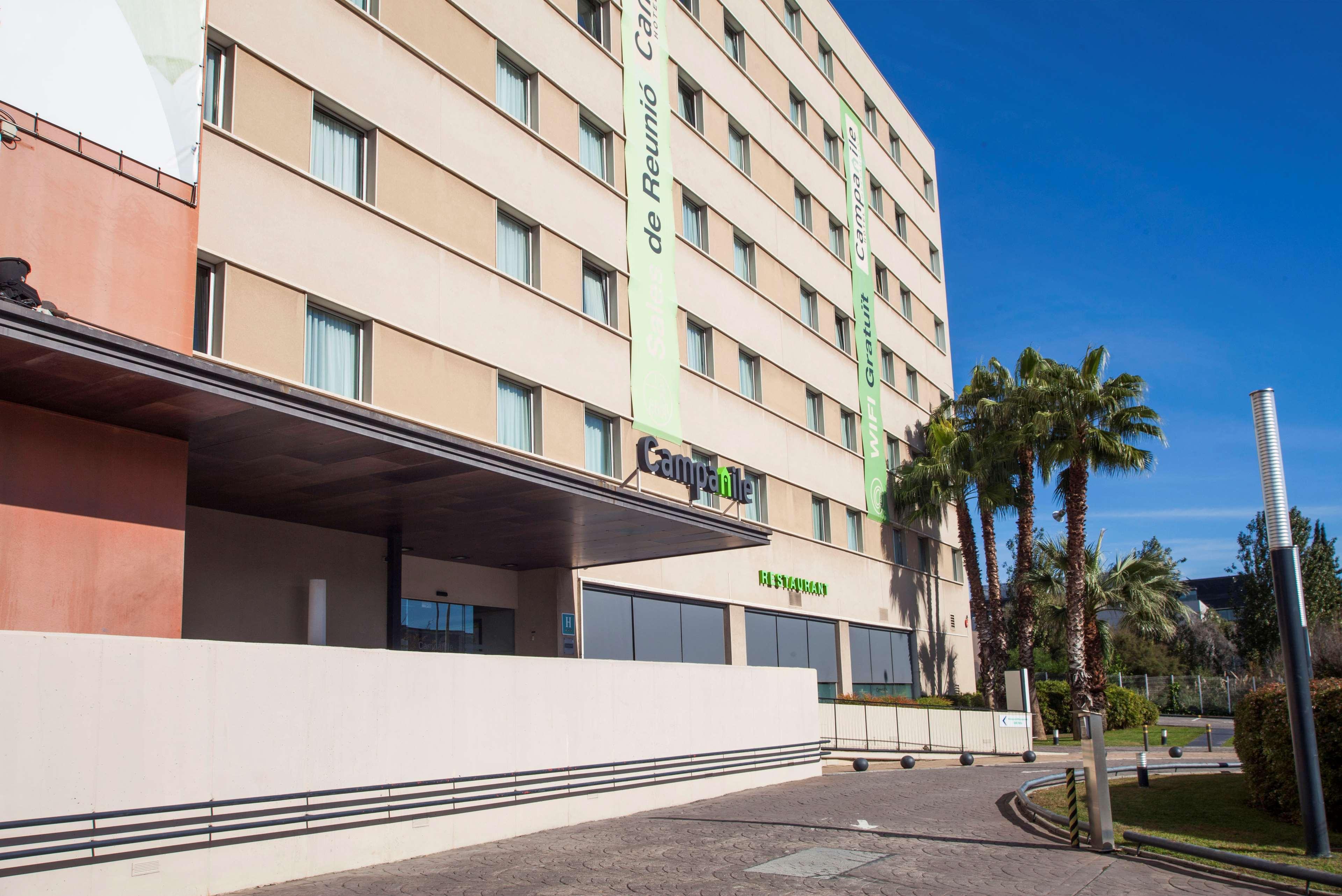 Travelodge Bcn Cornella Fira Cornella de Llobregat Bagian luar foto